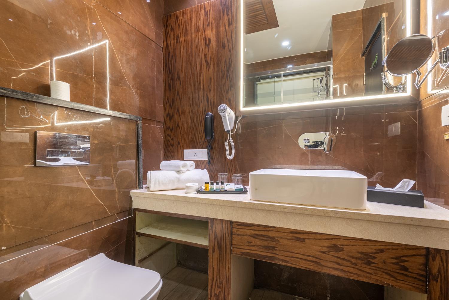 Quality Inn By Lawrence Hotels Dharamshala Luaran gambar